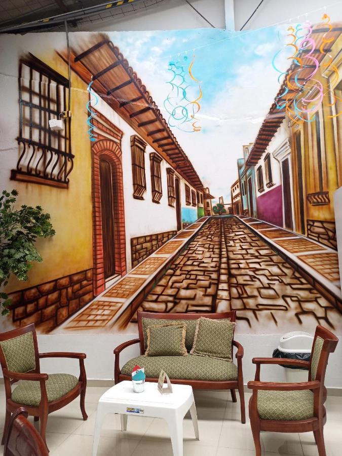 The Mural Hostel Bogota Buitenkant foto